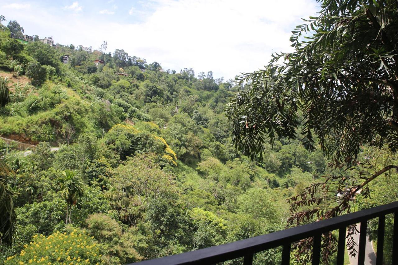 Rawana Mountain View Homestay Элла Экстерьер фото